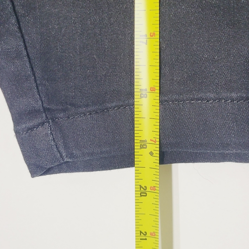 Simon Chang NEW Black Denim100% Cotton Jeans Pockets Embroidered Gems Shorts NWT - Picture 12 of 15